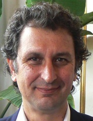 Dr. Peter Tsantrizos headshot