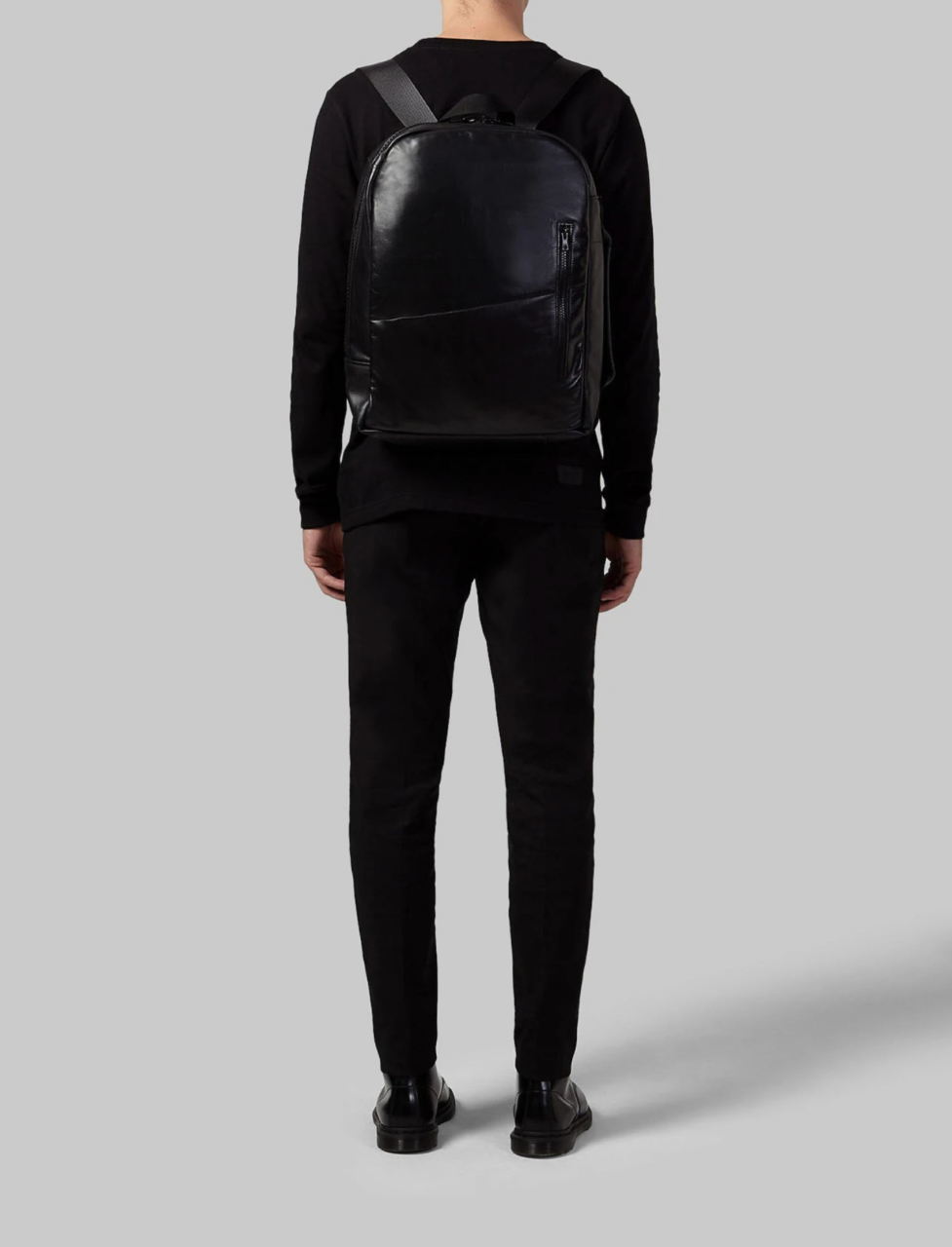 Air Canada seats transformed into backpacks and duffle bags Clean50