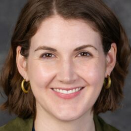 Emma Norton headshot