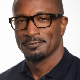 Kyle Robinson headshot