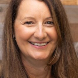 Anita Spiller headshot