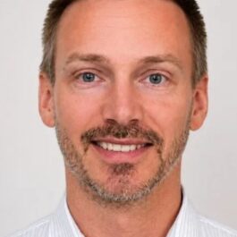 Scott Blakely, B.Eng headshot